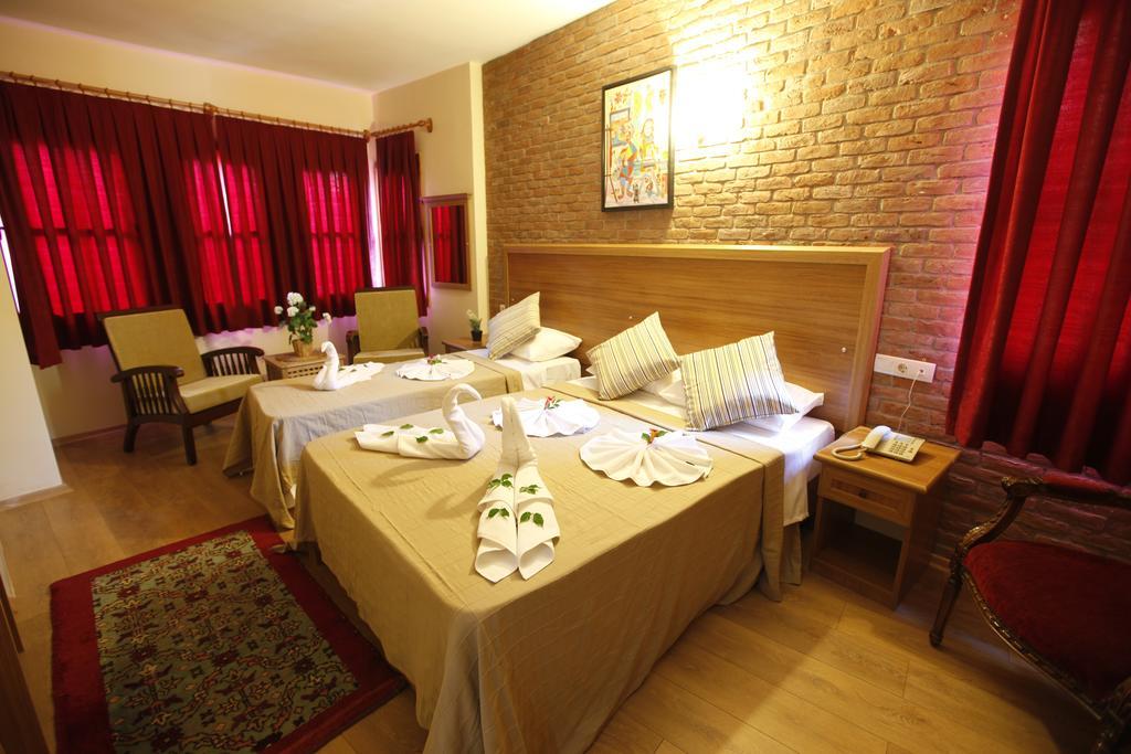 مبيت وإفطار سلجوك Casa Callinos الغرفة الصورة